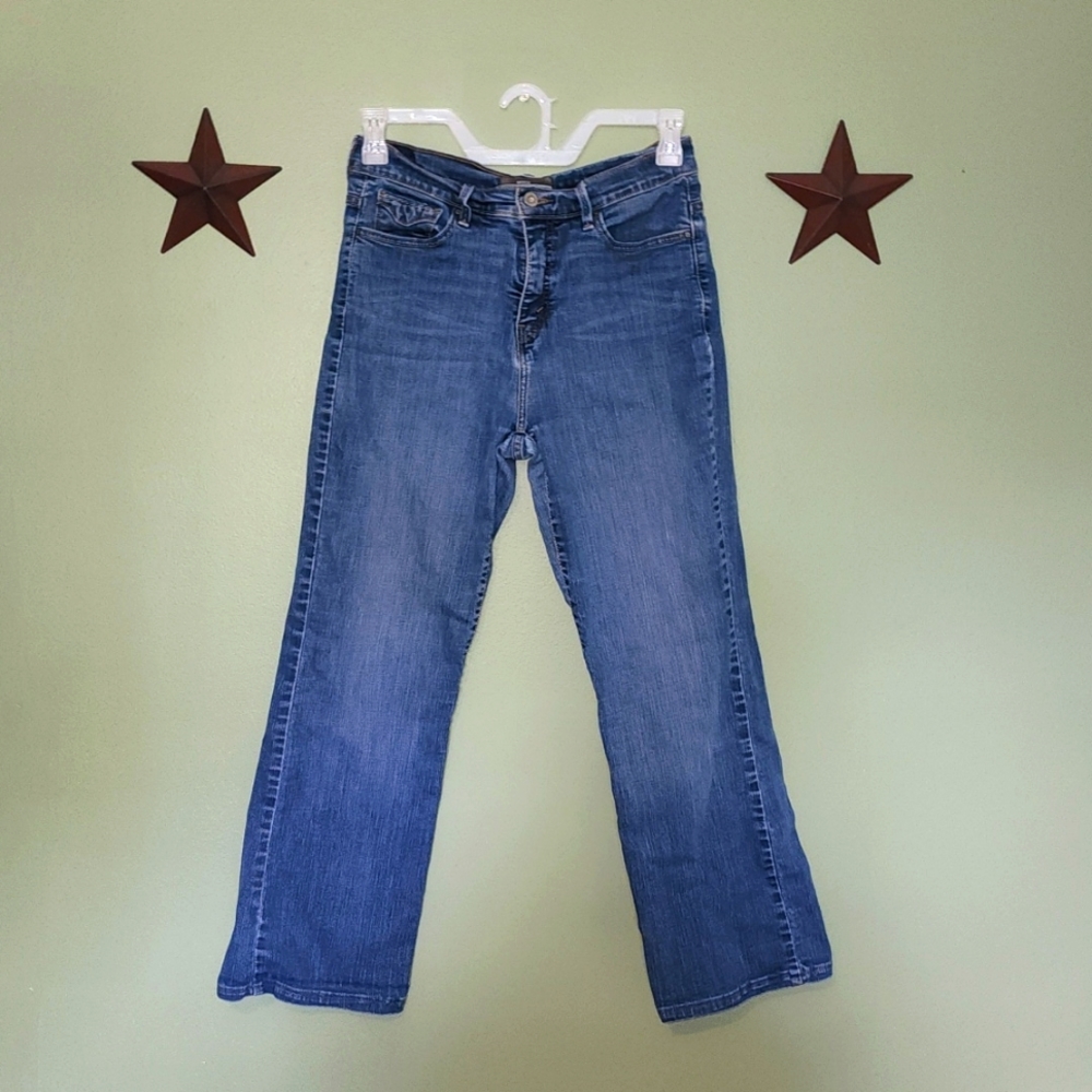 Levi jeans